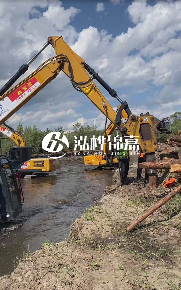 重慶打松木樁專業(yè)施工隊(duì)-4米松木桿小頭十公分多少錢(qián)？